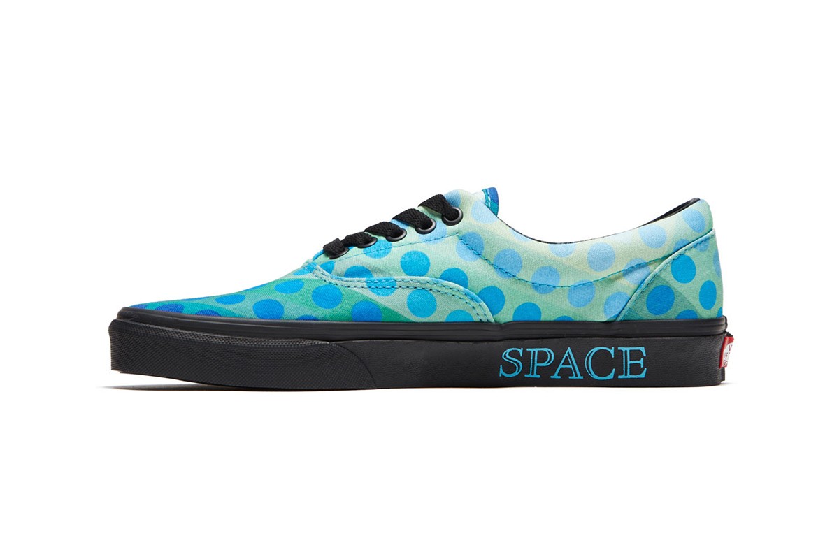 Koleksi Baru Vans Mengenang Warisan Budaya Pop dari David Bowie