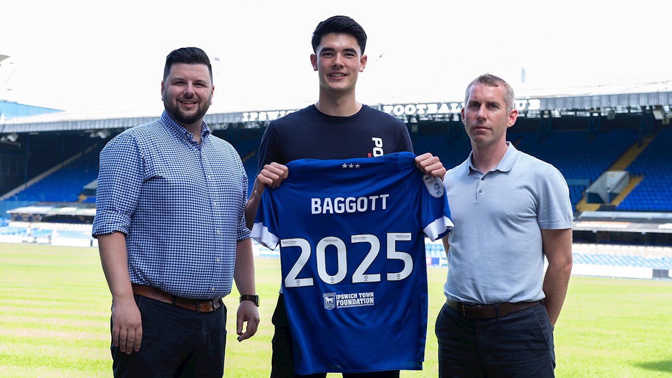 Bawa Indonesia ke Piala Asia 2023, Elkan Baggott Dapat Kado Istimewa dari Ipswich Town