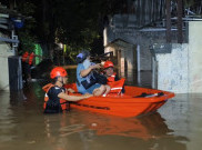 Hujan Deras hingga Malam, 28 RT dan 4 Ruas Jalan di Jakarta Terendam Banjir