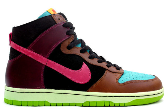 UNDEFEATED x Nike Dunk High NL 2015 (Foto: Sneaker News) 