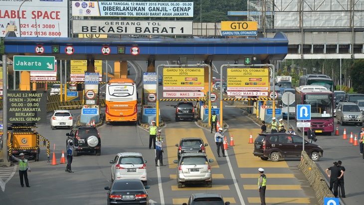 PT TransJakarta Masih Evaluasi Royaltrans di Ganjil Genap Bekasi