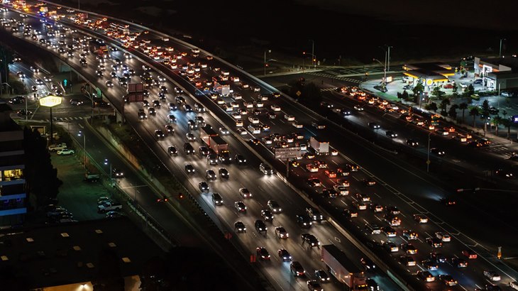 Mau Pipis Dikala Macet, Bak Berada di Neraka