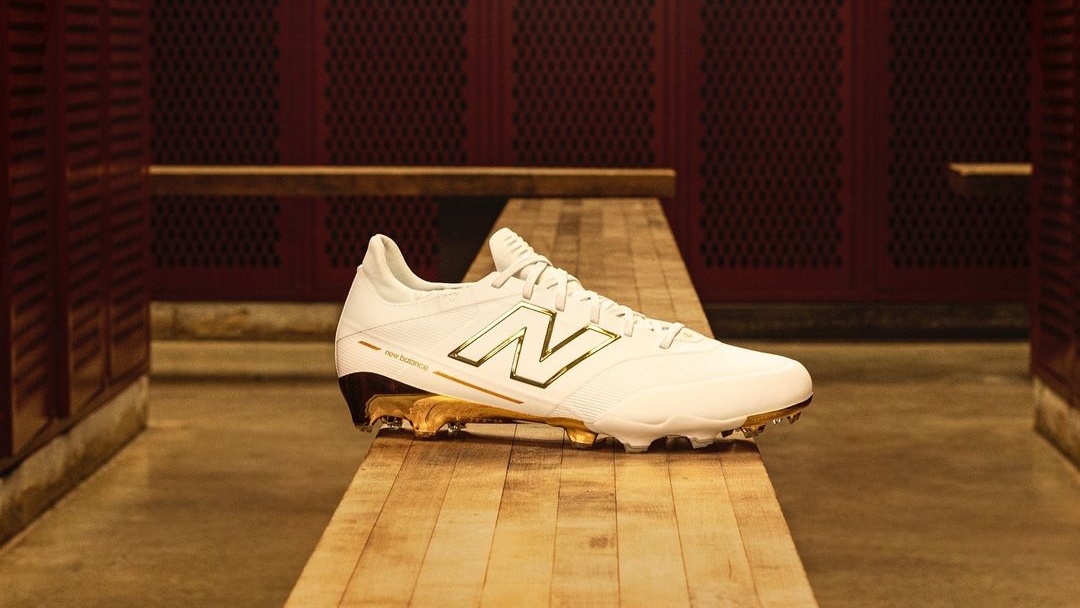 New Balance Rilis Seri Sepatu Bola Dilengkapi Teknologi FuelCell