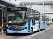 The Jakmania Disarankan Bersihkan Bus Transjakarta Setelah Dicoret-coret