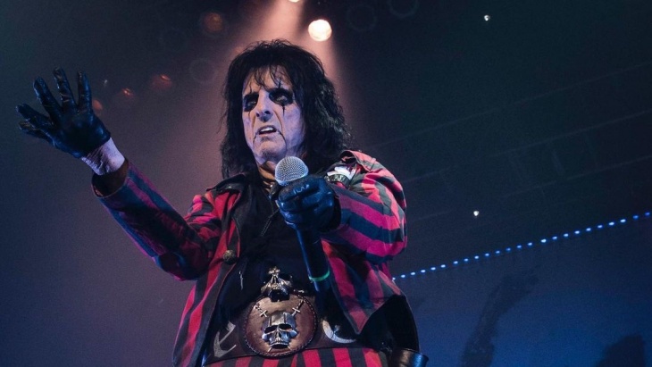 Rayakan Ulang Tahun, Alice Cooper Rilis Single 'Social Debris'
