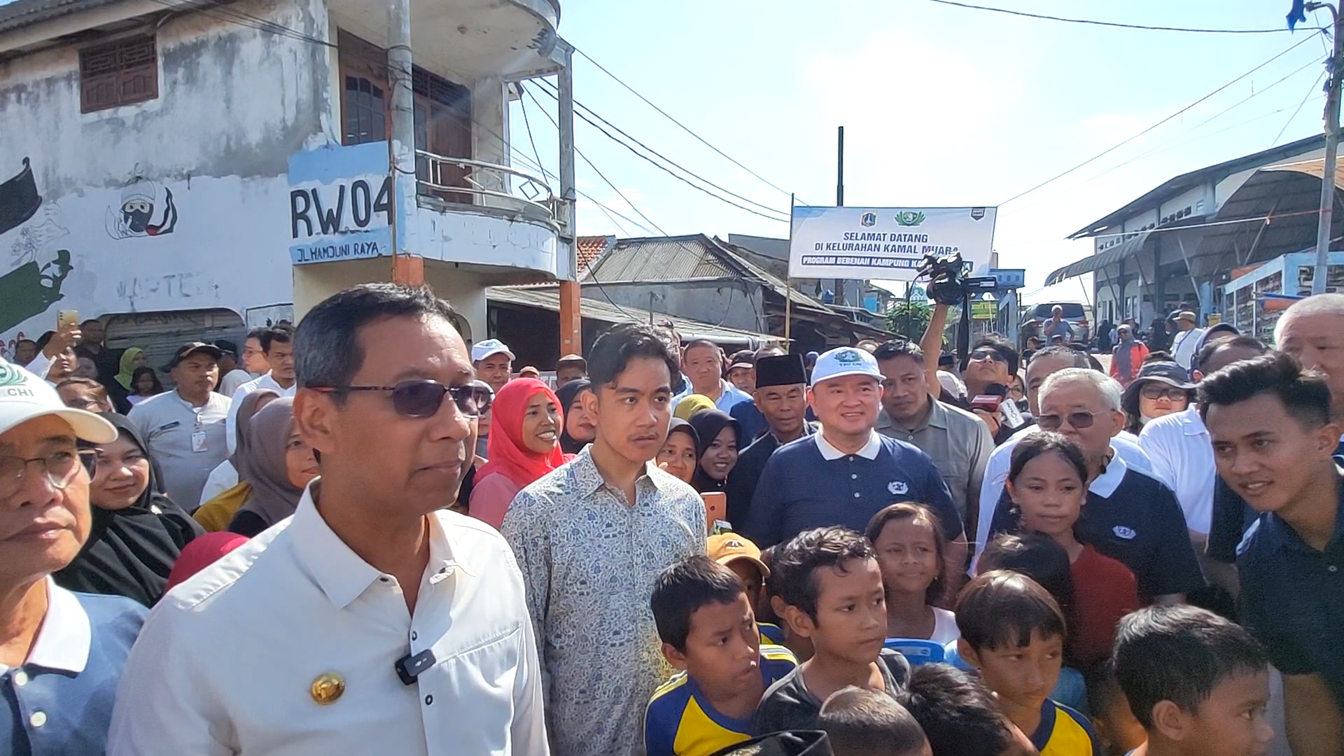 Tinjau Proyek Pengerukan Kali Semongol, Pj Heru: Semoga Banjir Berkurang