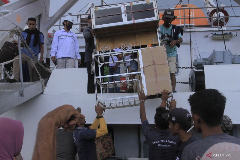 Tiga Kapal Perintis Sambungkan NTT