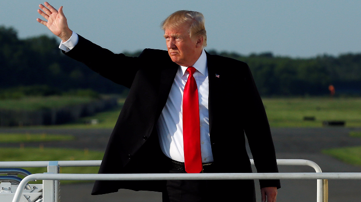 Cegah Penembakan di Sekolah, Trump Sarankan Para Guru Dipersenjatai