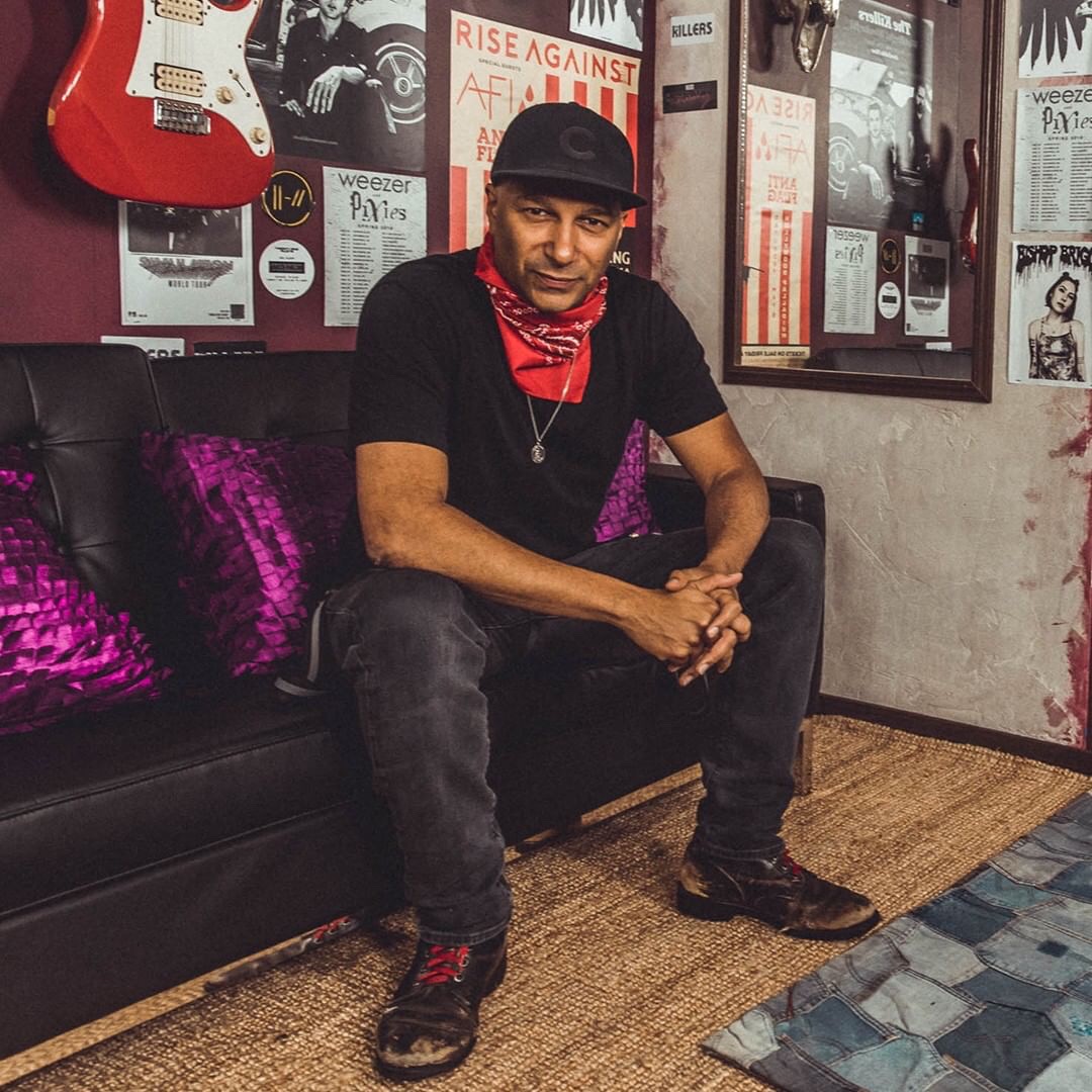 tom morello beraksi lagi