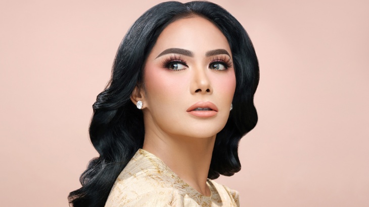 Krisdayanti Hadirkan Video Musik 'Dekap Semesta'