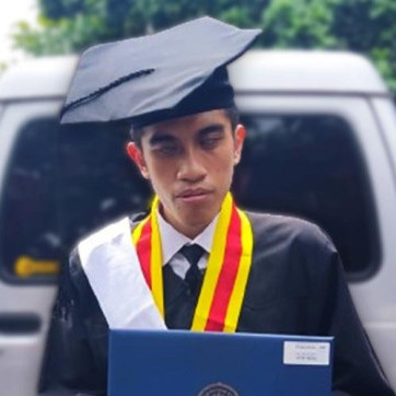 Bikin Bangga! Mahasiswa Disabilitas Netra, Bayu Aji Firmansyah Asal UNY Lulus Cumlaude