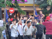 Pendukung Ganjar Aksi Berjoget dan Bernyanyi di Sekitar Lokasi Deklarasi Anies-Cak Imin