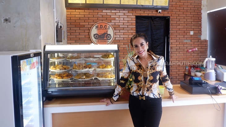 Shinta Bachir Buka Restoran Di Bandara, Seperti Apa Menunya?