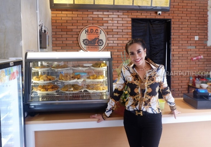 Shinta Bachir Buka Restoran Di Bandara, Seperti Apa Menunya?