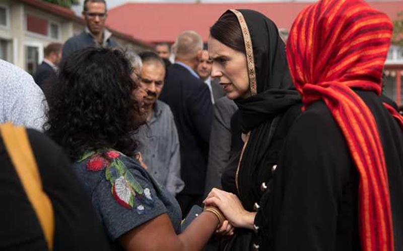 PM Jacinda Ardern bertemu keluarga korban teroris
