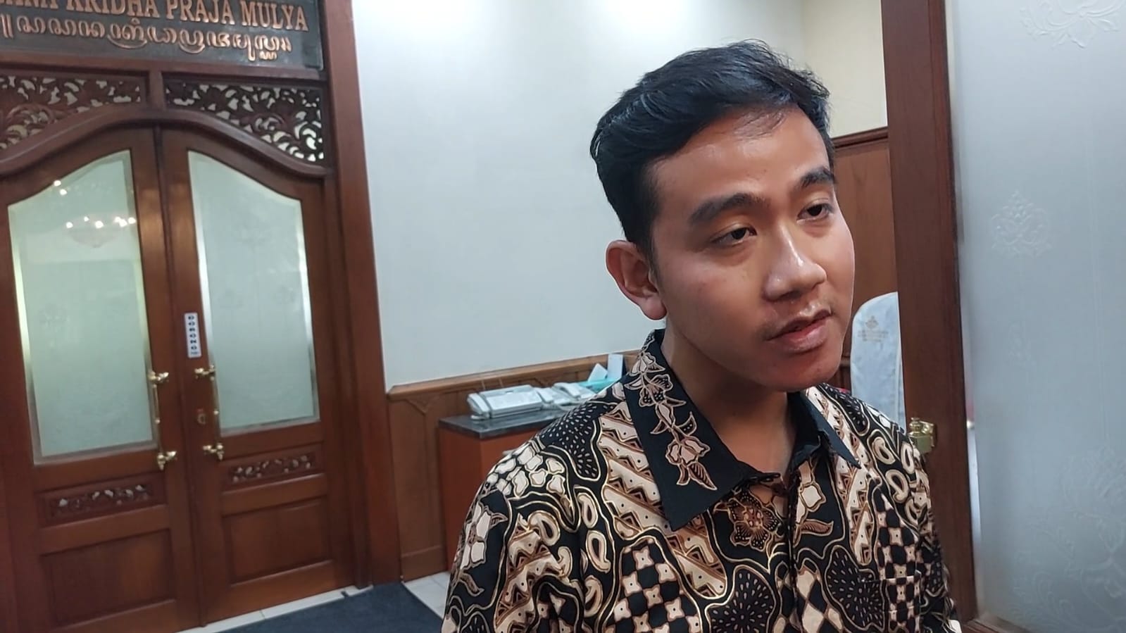 Gibran Angkat Bicara Soal Pernyataan PDIP Beri Keistimewaan Pada Keluarga Jokowi