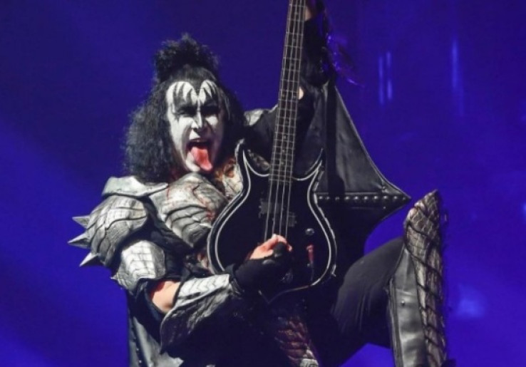 Gene Simmons x Gibson Hasilkan Koleksi Gitar dan Bass Spesial
