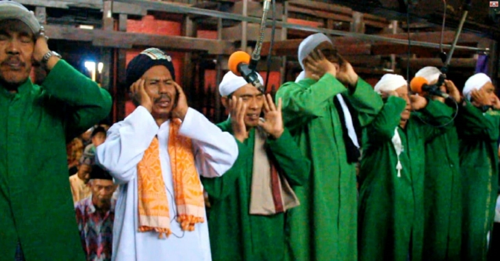 Ada 7 orang muazin (Foto: MP/Mauritz)