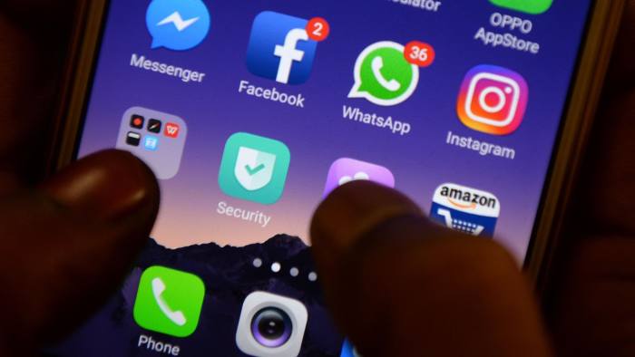 Hore! Sekarang Kita Bisa Update Status Facebook Lewat Whatsapp