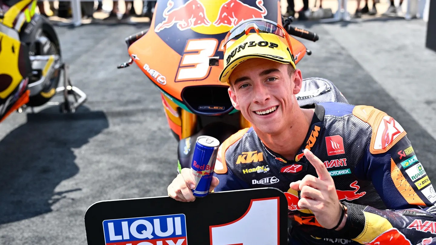 Pedro Acosta Bakal Bawa Semua Kru ke Red Bull KTM