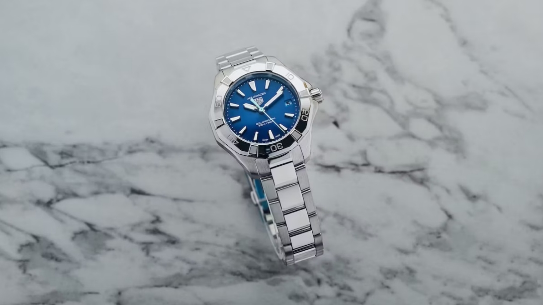 TAG Heuer Rilis Aquaracer Professional 200 Solargraph dalam Ukuran 34mm 