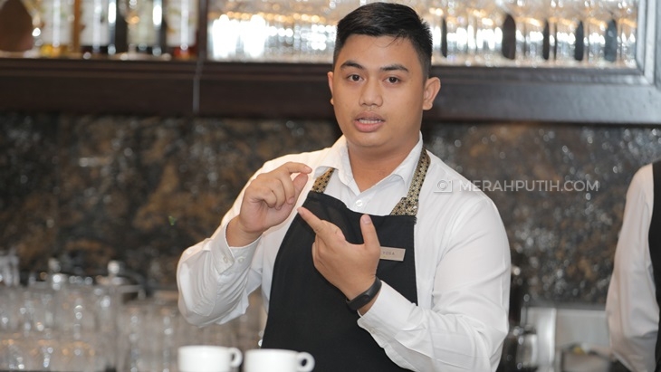 Mengenal Lebih Dalam Cappuccino, Latte, dan Flat White Oleh Barista Castro Lounge & Cigar Bar