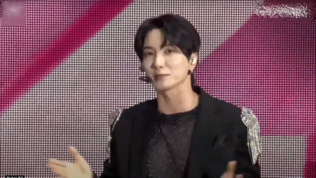 Leeteuk Super Junior Dikecam Usai Teriak “I Love Trump” di Konser SMTOWN, Dinilai Enggak Sensitif