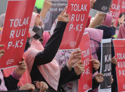Sekelompok Perempuan Gelar Aksi Tolak RUU Penghapusan Kekerasan Seksual