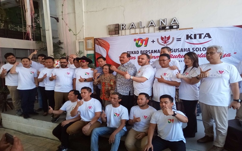  Pengusaha Solo Dari Kubu Jokowi dan Prabowo Deklarasi Kampanye Damai 01+02=KITA