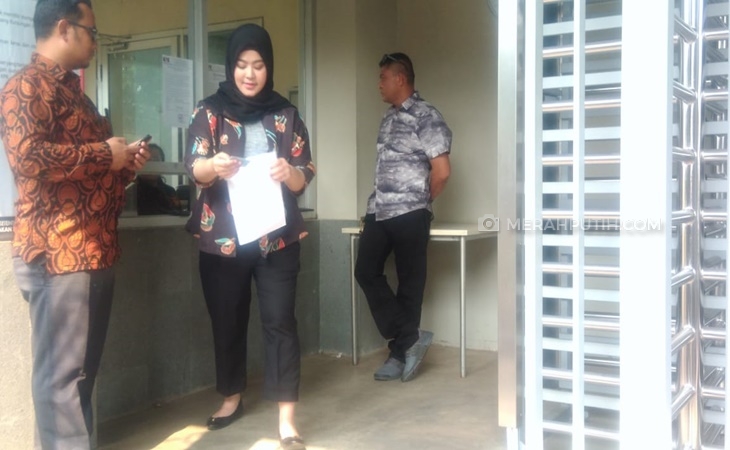 Rayakan Iduladha di Rutan KPK, Zumi Zola Dikunjungi Ibu dan Istrinya