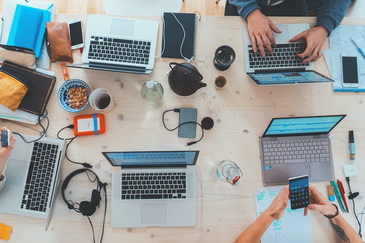 Tingkatkan Kesejahteraan, Hybrid Work Masih Perlu Perbaikan