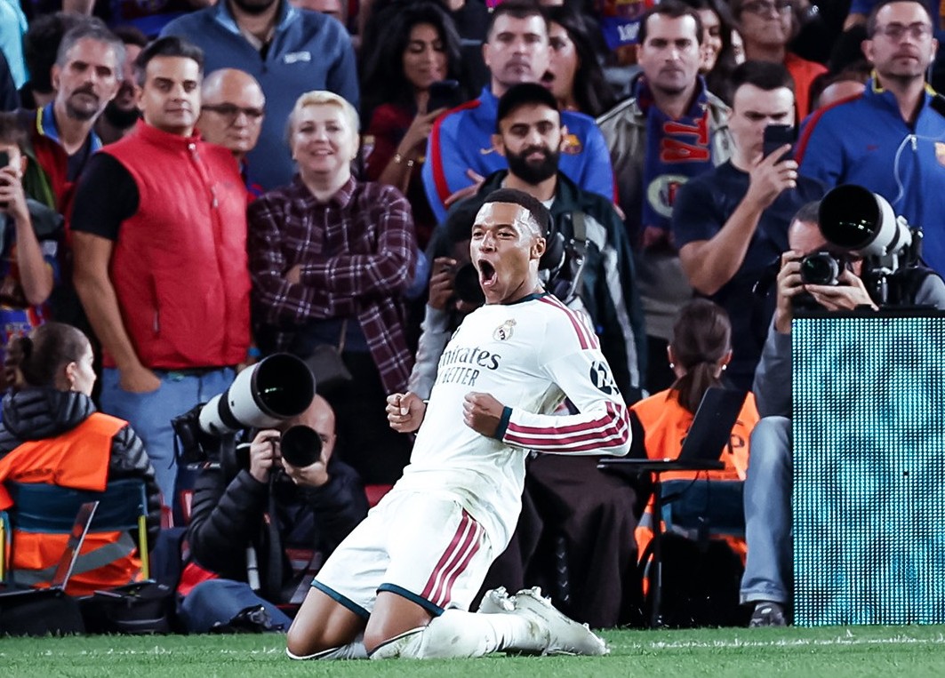 Blunder Fatal Kylian Mbappe: Kehilangan Kontrak Raksasa Akibat Video Viral Meme Diktator