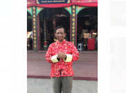 Sambut Imlek, Mahfud MD Ucapkan Gong Xi Fat Cai Pakai Baju Cheongsam