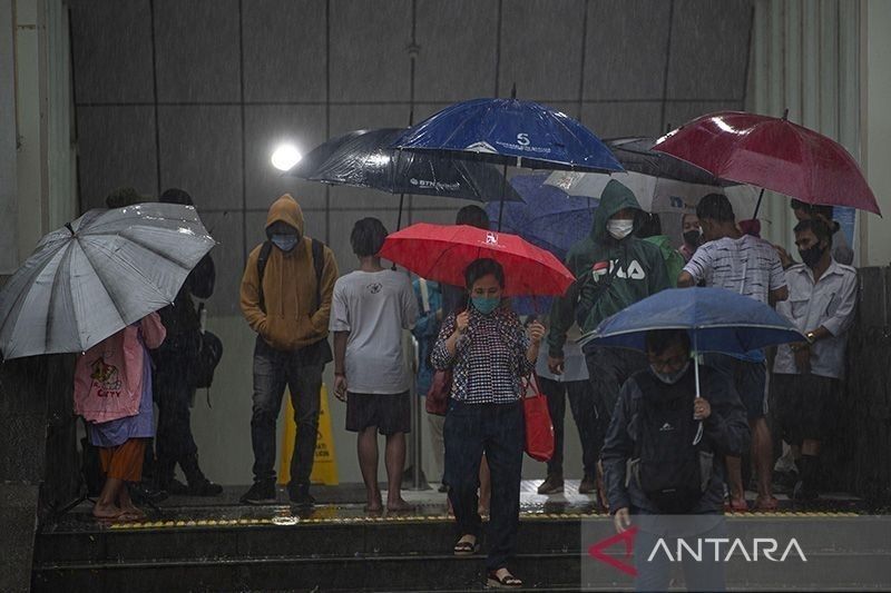 Sejumlah Kota Besar Di Indonesia Diprakirakan Hujan - MerahPutih