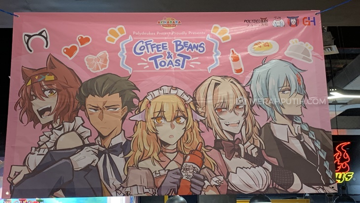 Merasakan Pengalaman Kabedon di Maid Cafe