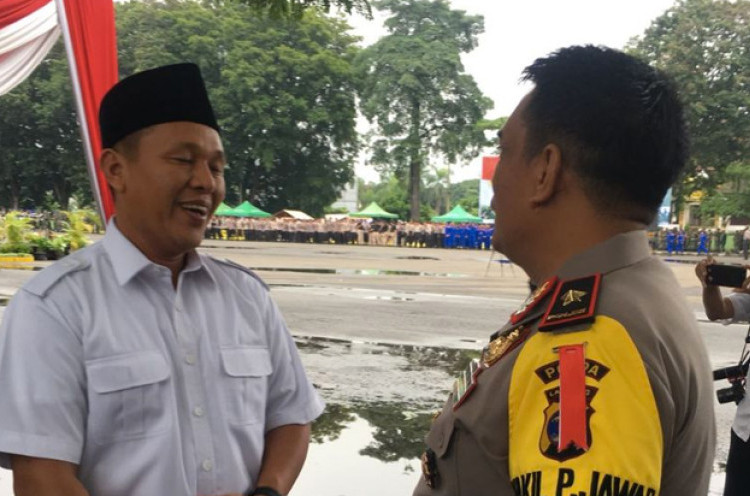 Diberitakan Terjaring OTT KPK, Bupati Lampung Tengah Hadiri Apel Siaga 