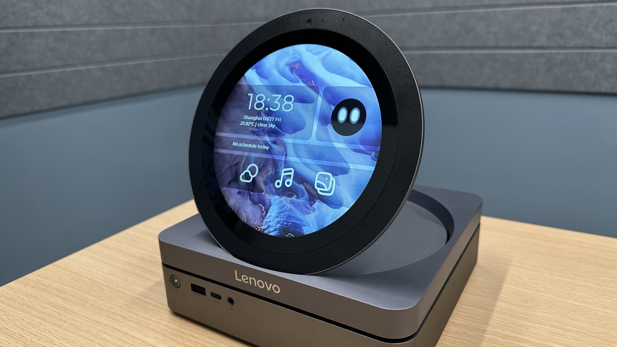 Lenovo Luncurkan AI Buddy, Bisa Berinteraksi Layaknya Teman