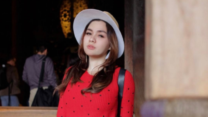 Aura Kecantikan Alami Vicky Shu Ternyata Sudah Terpancar Sejak Kecil