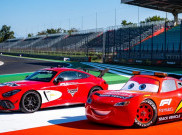 Lightning McQueen Meriahkan F1 GP Italia 2026, Safety Car Ikut Pakai Livery Spesial 'Cars'
