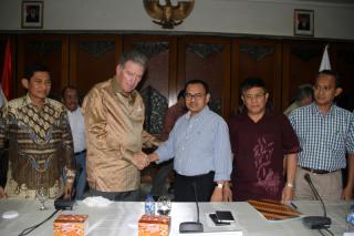 JR Moffet bersama Sudirman Said