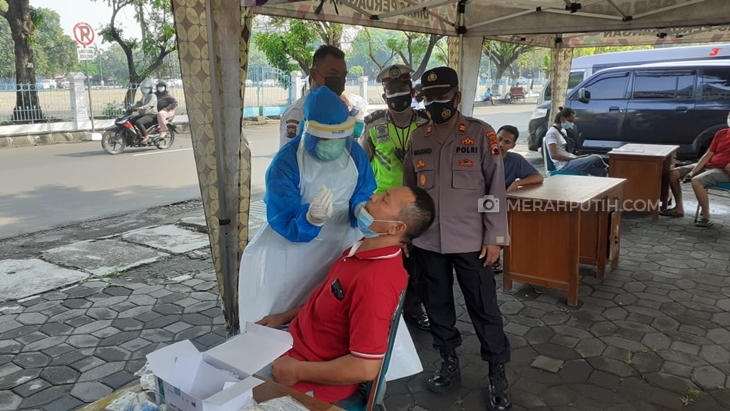 Lima Pedagang Batik dari Jepara Positif COVID-19 di Alun-alun Utara Keraton Solo