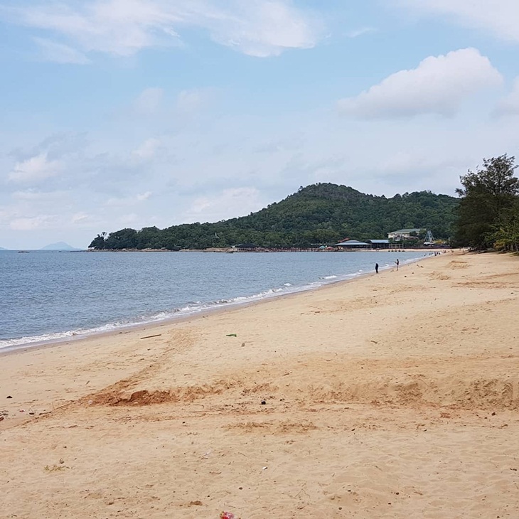 Pantai Pasir Panjang. (Foto: instagram.com/dr_yulian)