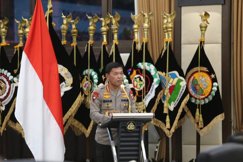 Kapolri Perintahkan Kapolda Sulteng Berkantor di Poso