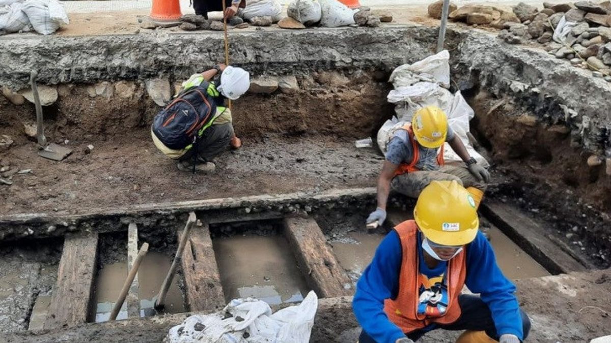 Soal Penemuan Rel Trem, Kadishub DKI: Pembangunan MRT Fase 2A Tetap Lanjut
