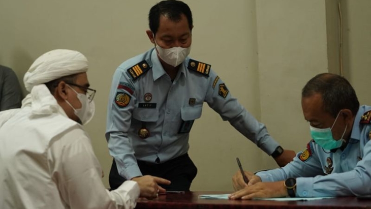 Penasihat Hukum Benarkan Pembebasan Rizieq Shihab Hari Ini