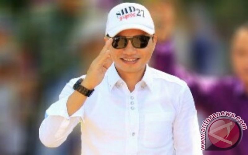 Bupati Kotim Supian Hadi tersangka