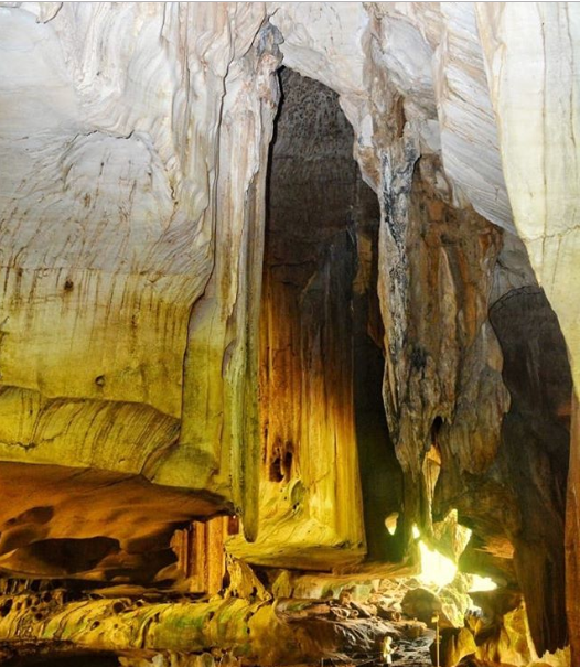 gua batu kapal