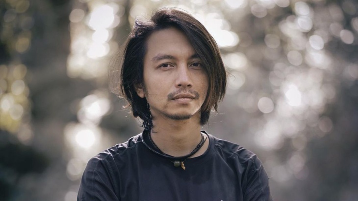 Kejutkan Penggemar, Fiersa Besari Comback lewat Album '20:20'