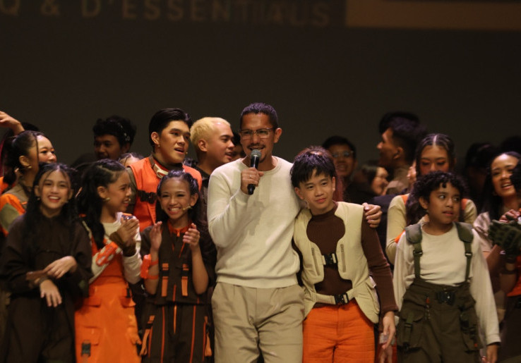 Senja Teduh Pelita Penggabungan Musik, Teater, dan Narasi Kuat Membuka Babak Baru MALIQ & D'Essentials.
