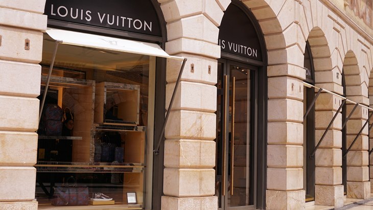 Louis Vuitton, Brand yang Banyak Ditiru